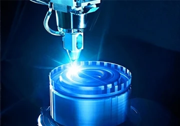 Qu'en est-il du développement d'équipements de traitement laser ?